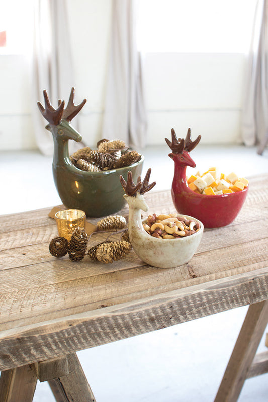 SET OF THREE CERAMIC DEER BOWLS-ONE EACH COLOR