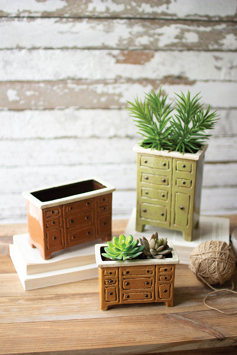 SET OF THREE CERAMIC CHEST OF DRAWERS PLANTERS