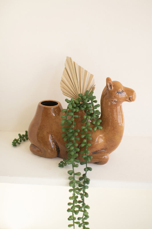 BROWN CERAMIC CAMEL PLANTER