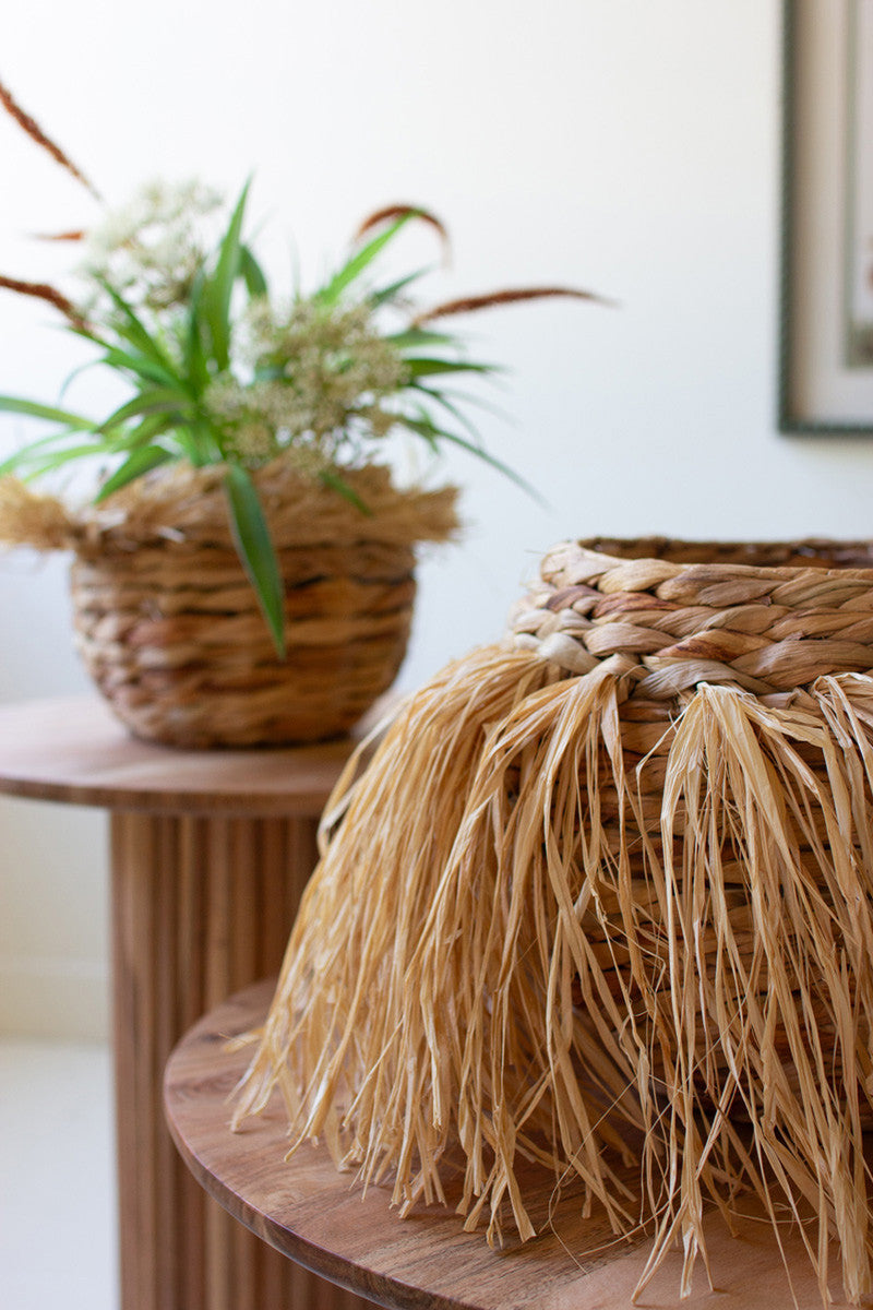 Set of 2 Seagrass Baskets with Grass Detail