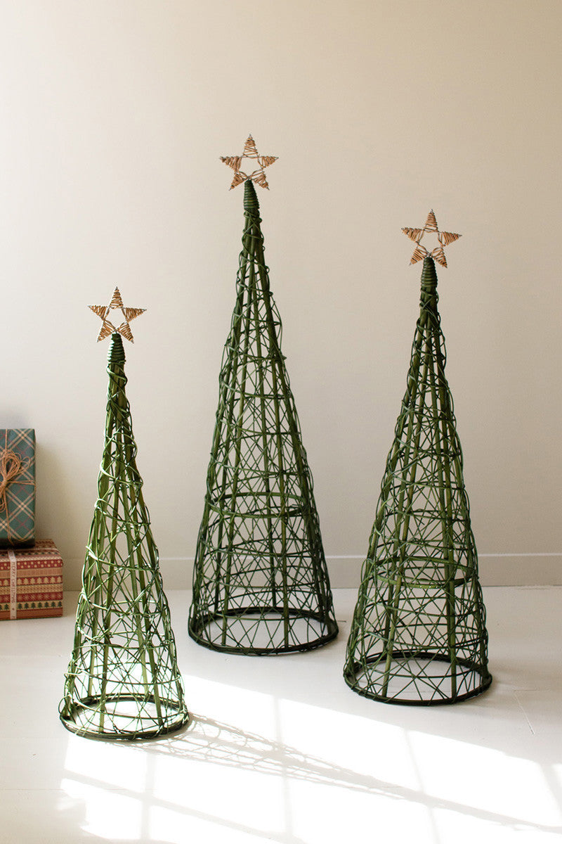 Set of 3 Green Willow Christmas Topiaries with Natural Star