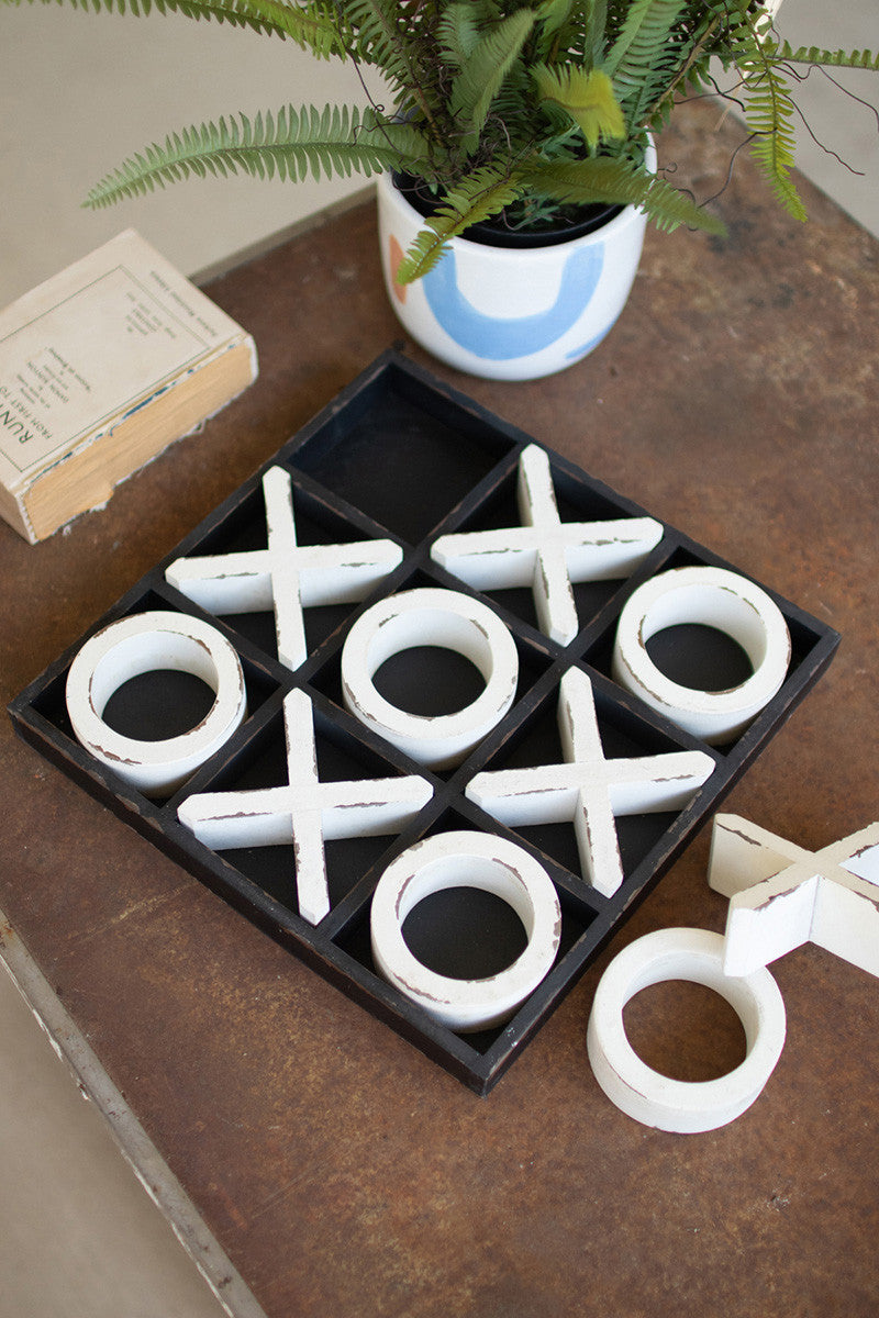 WOODEN TIC-TAC-TOE GAME