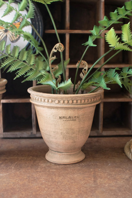 SMALL CLAY URN PLANTER