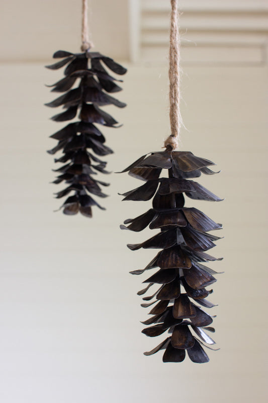 METAL PINE CONE CHRISTMAS ORNAMENT (2 Color Options)