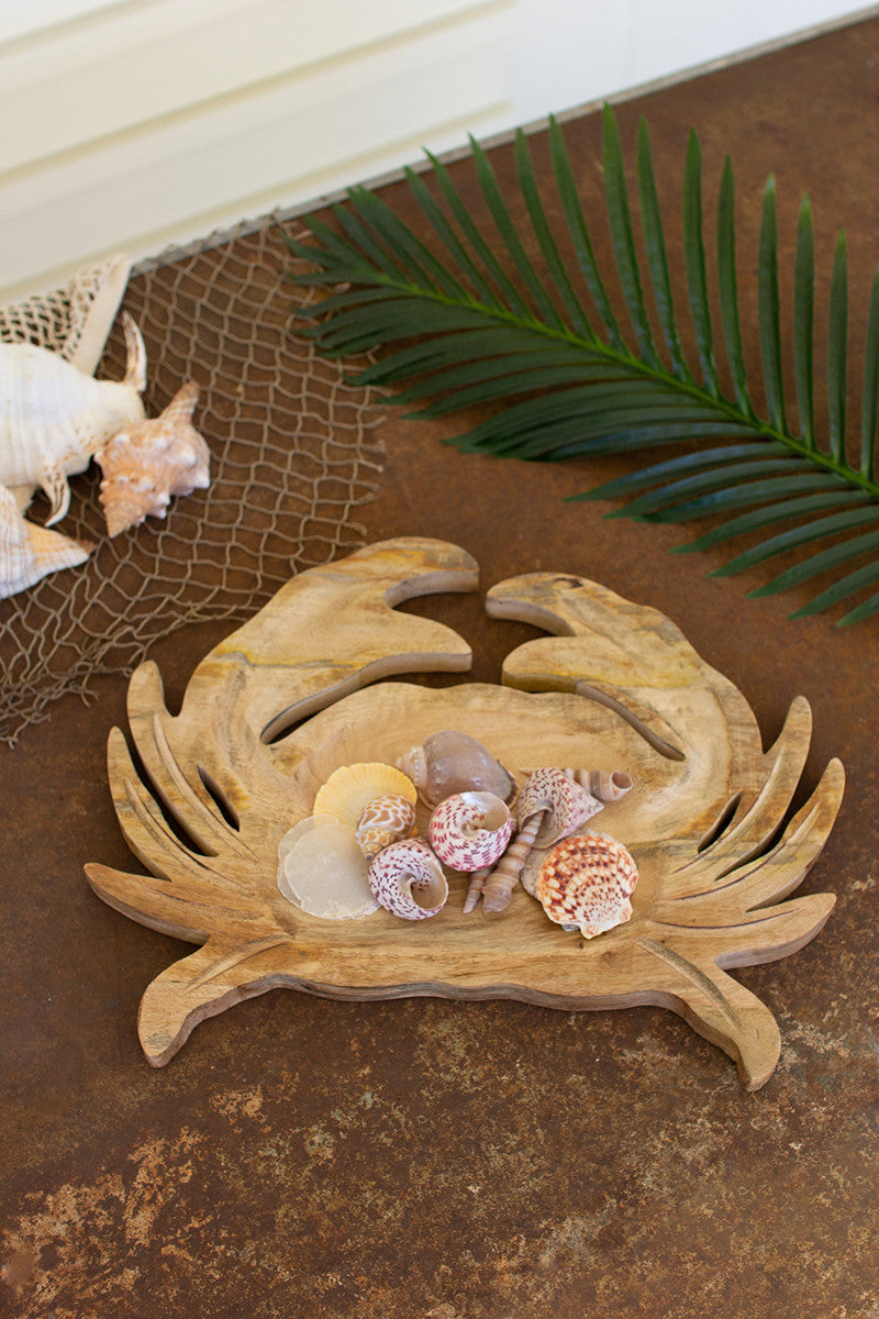 CARVED WOODEN CRAB PLATTER