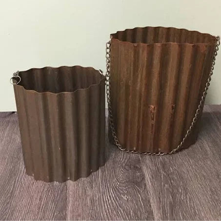 Small oval wavy metal bucket set